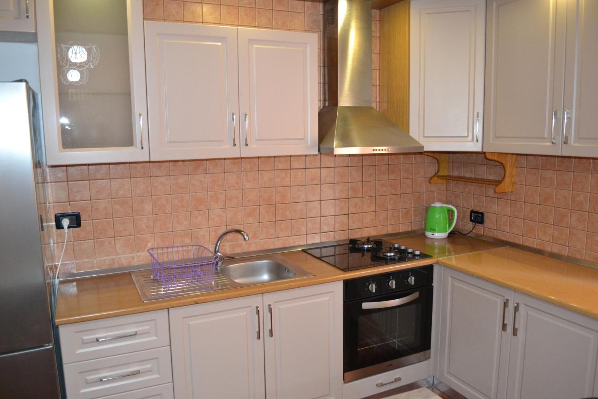 Central 5 Bedrooms Apartment Partial Seaview Влёра Экстерьер фото