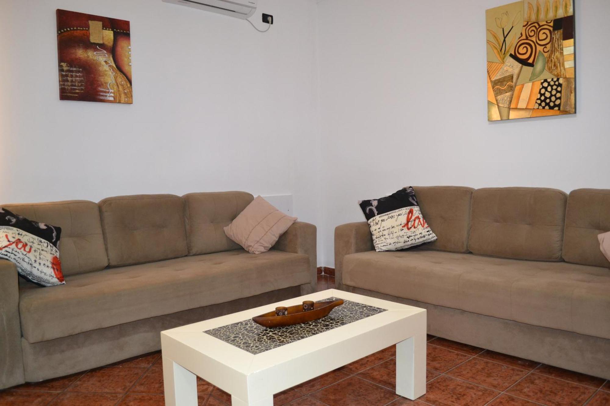 Central 5 Bedrooms Apartment Partial Seaview Влёра Экстерьер фото